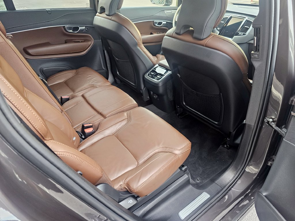 Certified 2024 Volvo XC90 B6 Ultimate AWD/4WD image 6