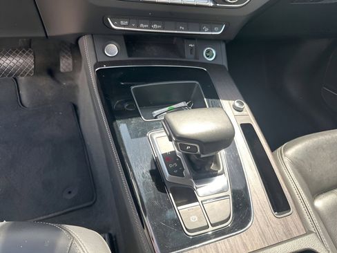 Used 2023 Audi Q5 2.0T Premium Plus AWD/4WD image 23