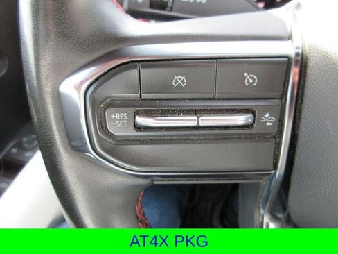 Used 2024 GMC Canyon AT4X AWD/4WD image 13