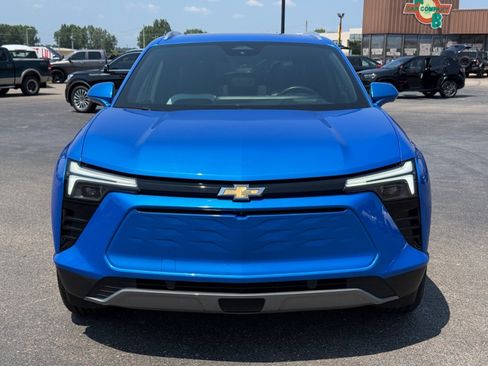 Used 2024 Chevrolet Blazer EV LT AWD/4WD image 3