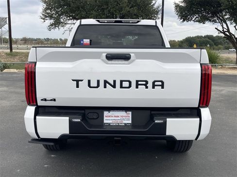 New 2026 Toyota Tundra SR5 image 6