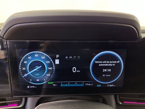 Certified 2025 Hyundai Elantra SEL FWD image 20
