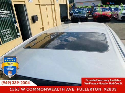 Used 2013 Lexus CT 200h image 19