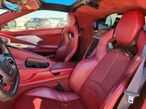 Used 2022 Chevrolet Corvette Stingray Premium Cpe w/ Z51 Performance Package image 9