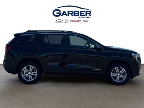 Used 2024 GMC Terrain SLE w/ Driver Convenience Package AWD/4WD image 6