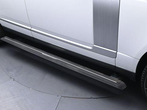 Used 2021 Land Rover Range Rover Westminster Edition image 11