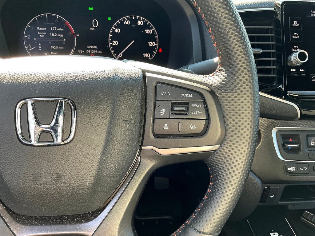 Used 2025 Honda Ridgeline TrailSport image 14