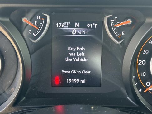 Used 2024 Jeep Wrangler Sport AWD/4WD image 27