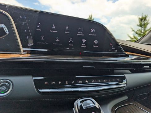 Used 2024 Cadillac Escalade Sport Platinum w/ LPO, Floor Liner Package AWD/4WD image 16