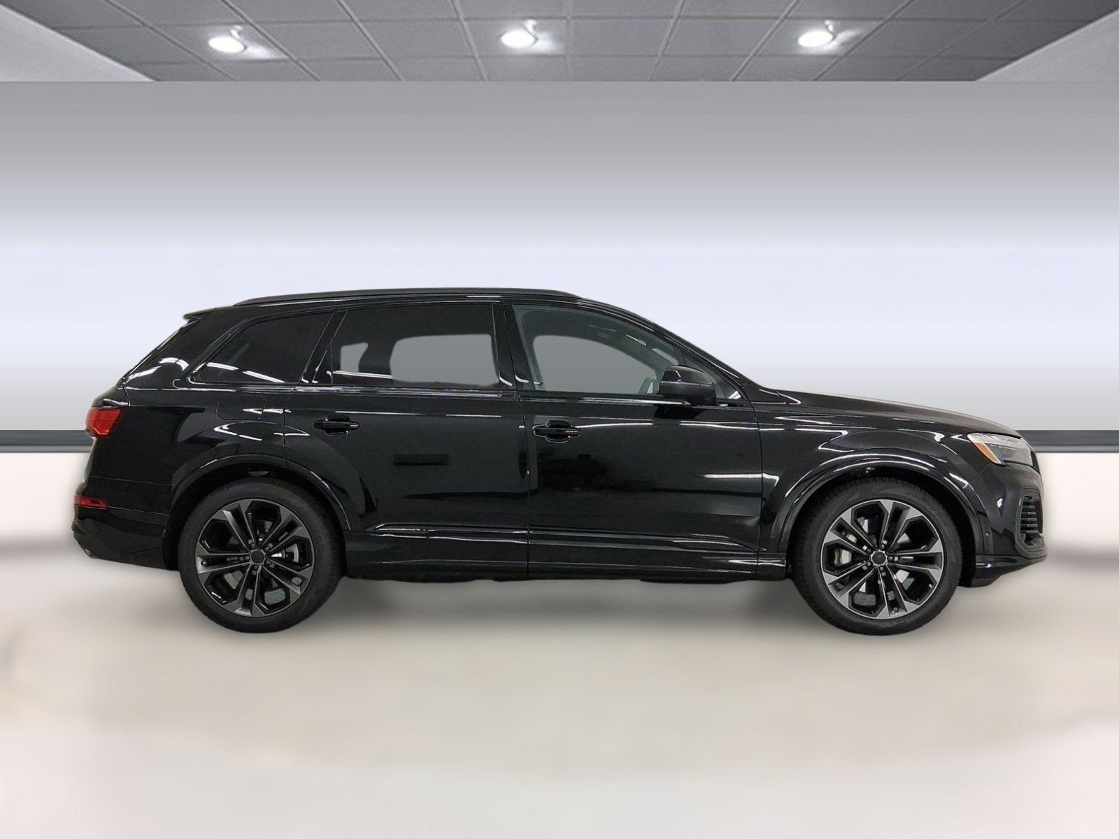 Certified 2026 Audi Q7 3.0T Premium Plus w/ Premium Plus Package AWD/4WD image 8