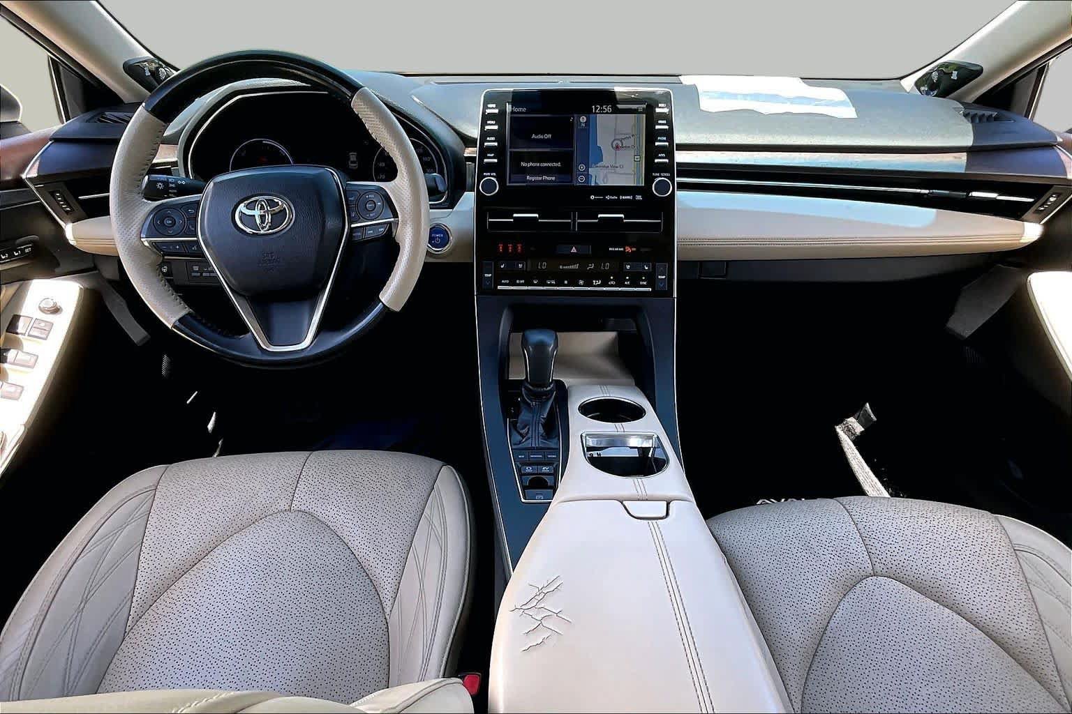 Used 2019 Toyota Avalon Limited FWD image 16