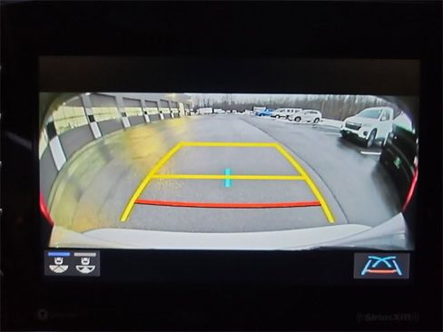 Used 2024 Toyota Camry SE image 15