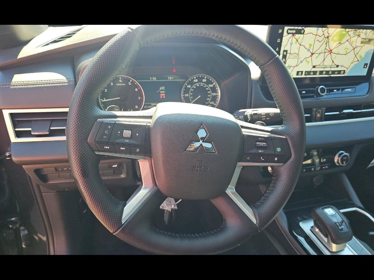 Used 2026 Mitsubishi Outlander LE AWD/4WD image 9
