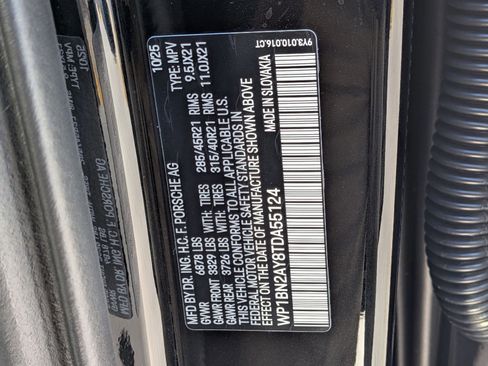 New 2026 Porsche Cayenne S image 30