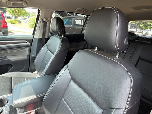 Used 2023 Volkswagen Atlas SE AWD/4WD image 17