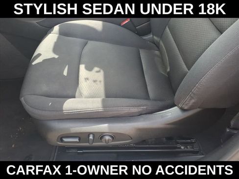 Used 2023 Chevrolet Malibu LT FWD image 15