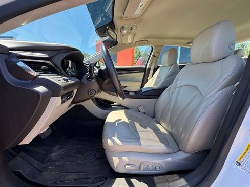 Used 2018 Buick LaCrosse Premium FWD image 10