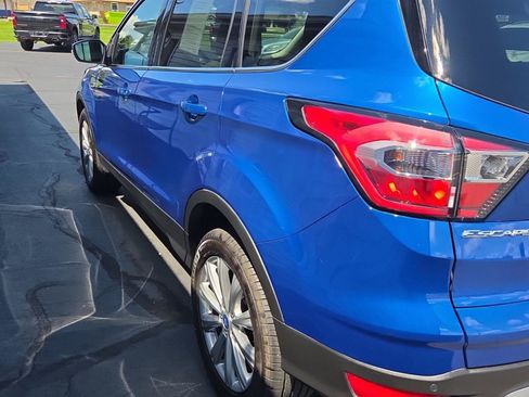Used 2017 Ford Escape Titanium AWD/4WD image 5