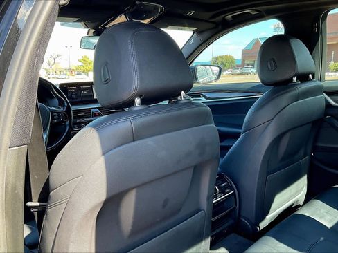 Used 2018 BMW 530e image 12