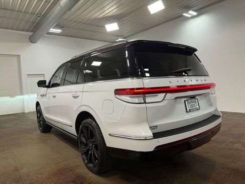 Used 2024 Lincoln Navigator Black Label AWD/4WD image 34