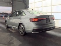 Used 2025 Volkswagen Jetta SE FWD image 22