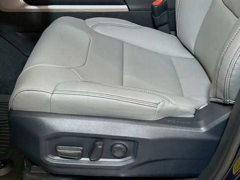 New 2026 Toyota Tundra SR5 AWD/4WD image 16