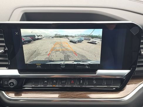 Used 2025 Chevrolet Silverado 1500 LT Trail Boss w/ Convenience Package II image 36