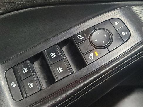 Used 2021 Nissan Rogue S image 27