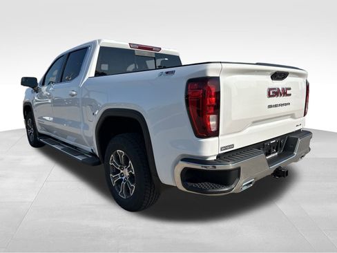 New 2026 GMC Sierra 1500 SLE w/ X31 Off-Road Package image 13