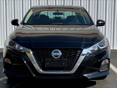 Used 2020 Nissan Altima 2.5 S image 3