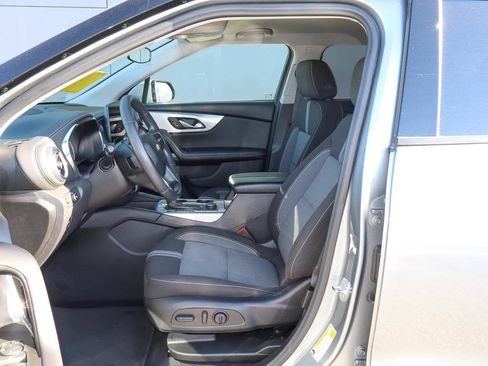Used 2025 Chevrolet Blazer LT FWD image 7