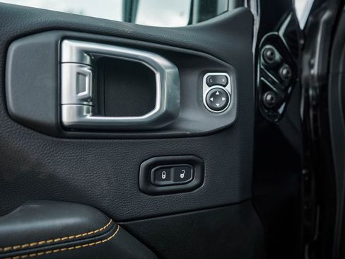 New 2026 Jeep Wrangler Unlimited Sahara AWD/4WD image 18