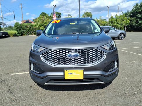 Used 2024 Ford Edge SEL w/ Convenience Package AWD/4WD image 2