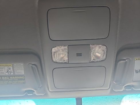 Used 2013 Toyota Tacoma 4x4 Double Cab w/ TRD Sport Pkg image 21