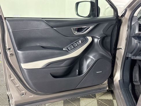 Used 2022 Subaru Forester Limited w/ Popular Package #2 image 10