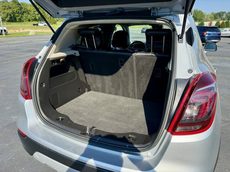 Used 2018 Buick Encore Essence AWD/4WD image 9