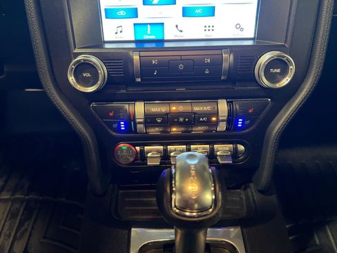 Used 2019 Ford Mustang GT Premium RWD image 19