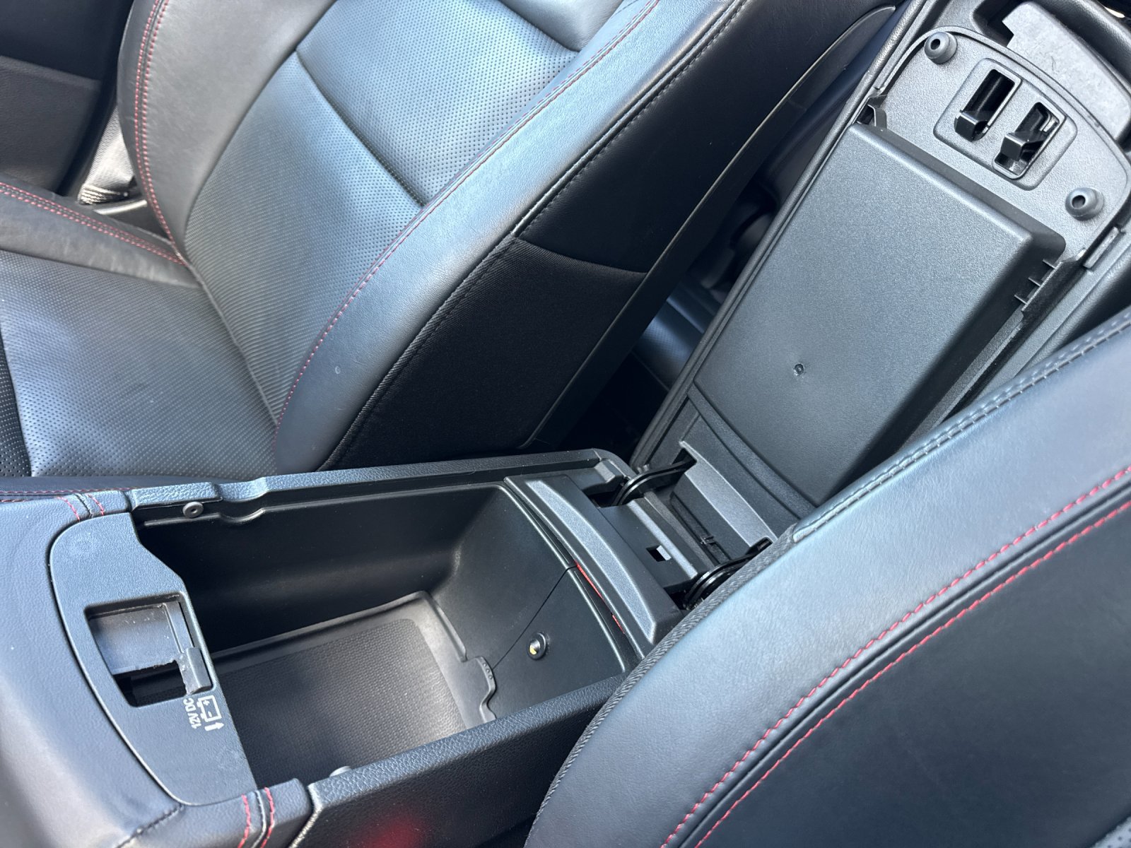 Used 2025 Dodge Durango GT AWD/4WD image 25