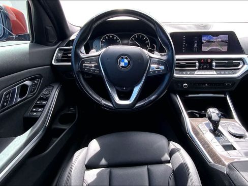 Used 2020 BMW 330i xDrive Sedan w/ Convenience Package AWD/4WD image 14