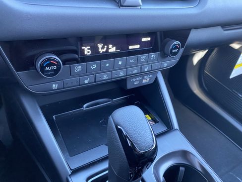 New 2026 Subaru Outback Touring XT image 34