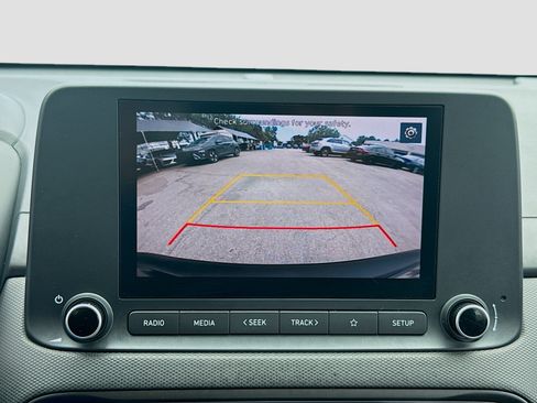 Used 2023 Hyundai Kona SE AWD/4WD image 11