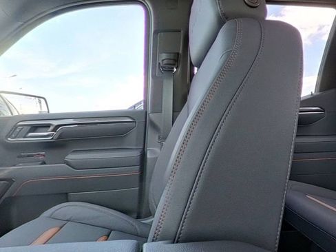 New 2026 GMC Sierra 1500 AT4 AWD/4WD image 27