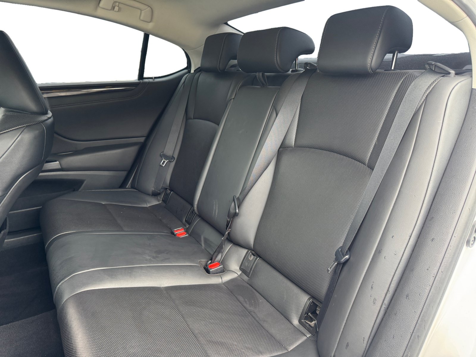 Used 2021 Lexus ES 300h w/ Premium Package FWD image 13