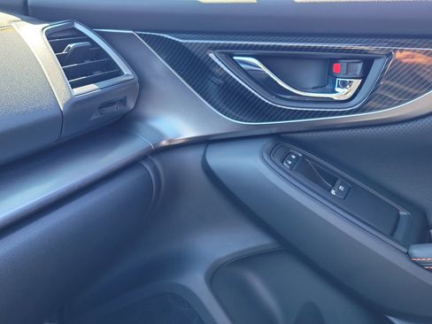 Used 2019 Subaru Crosstrek 2.0i Limited w/ Moonroof Package w/Navigation AWD/4WD image 30