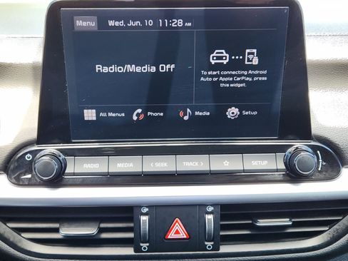 Used 2023 Kia Forte LXS w/ LXS Technology Package FWD image 16