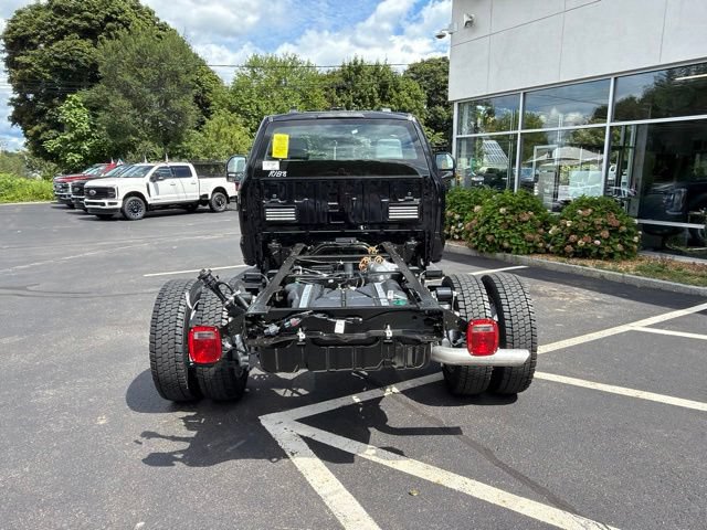 New 2026 Ford F550 4x4 Regular Cab Super Duty image 4
