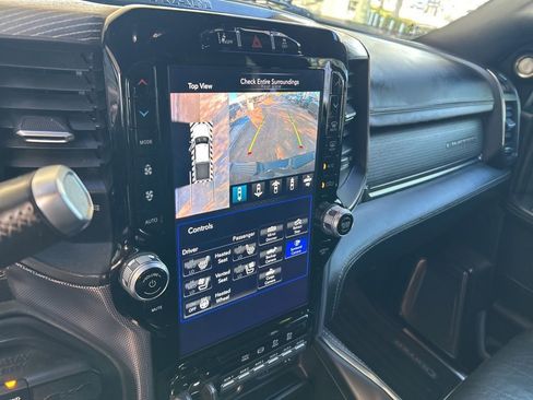 Used 2020 RAM 2500 Limited image 9