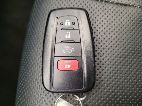 Used 2020 Toyota Highlander Limited AWD/4WD image 32