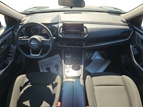 Used 2024 Nissan Rogue S FWD image 13