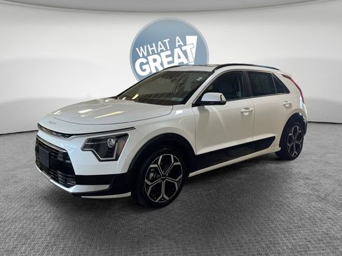 Certified 2023 Kia Niro EX Touring FWD image 8